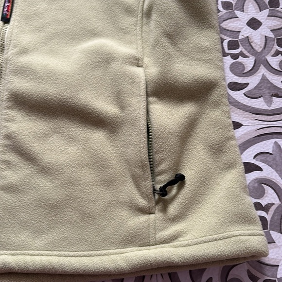 L.L. Bean fleece vest - Picture 3 of 4